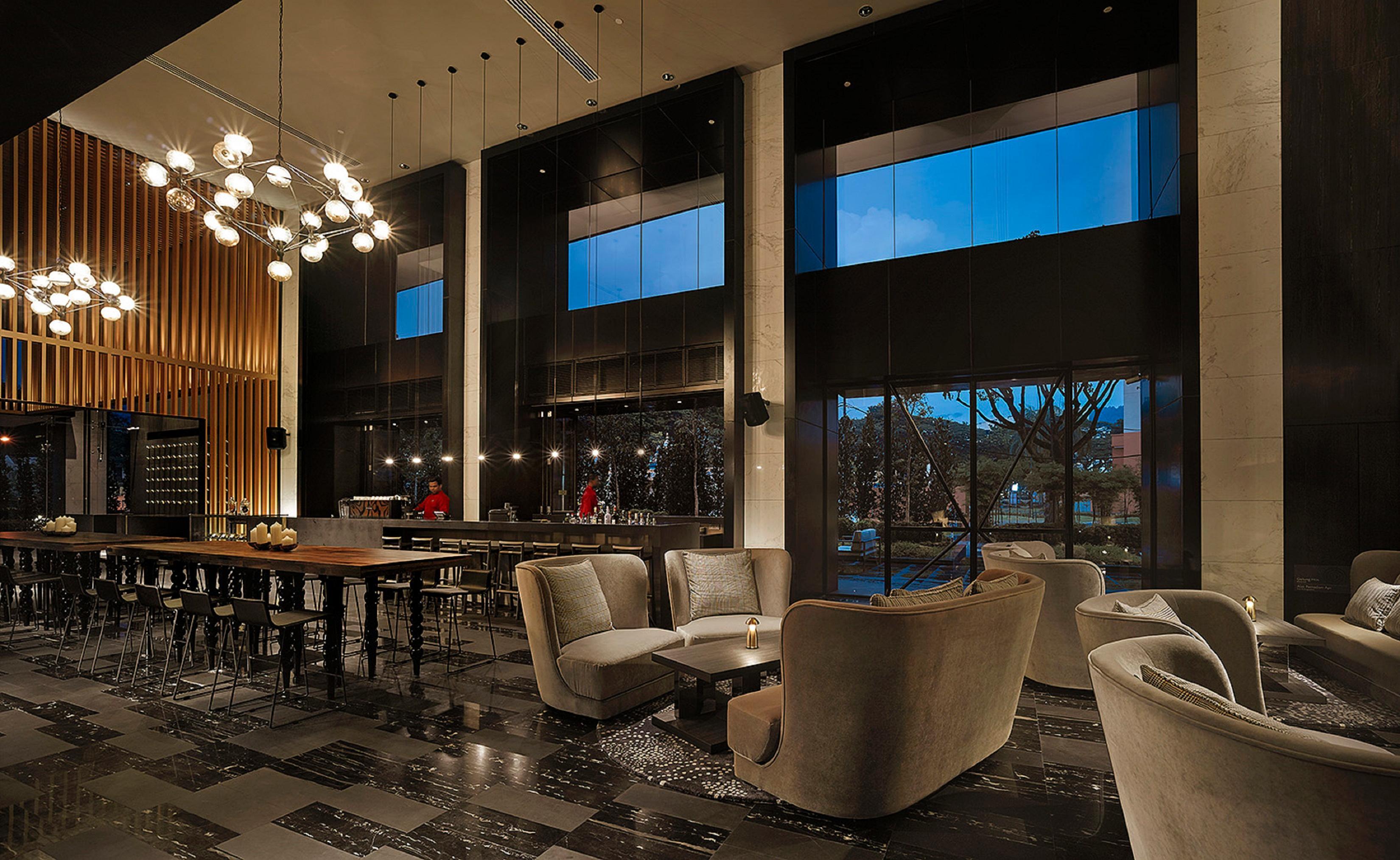 فندق جي كيلاوي Tanjung Tokong المظهر الخارجي الصورة The lobby of the hotel